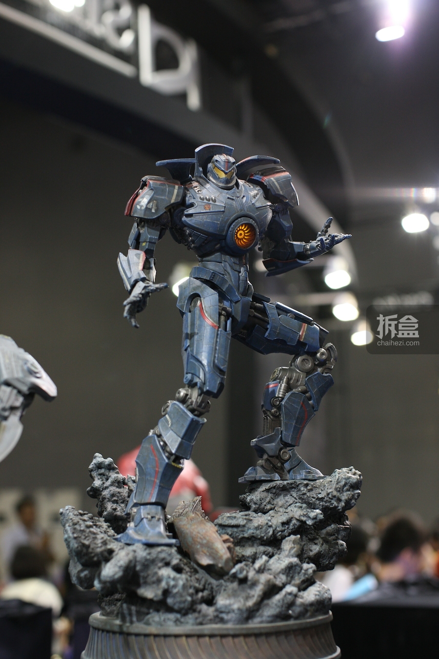 环太平洋 机甲战士 gipsy danger 全身像