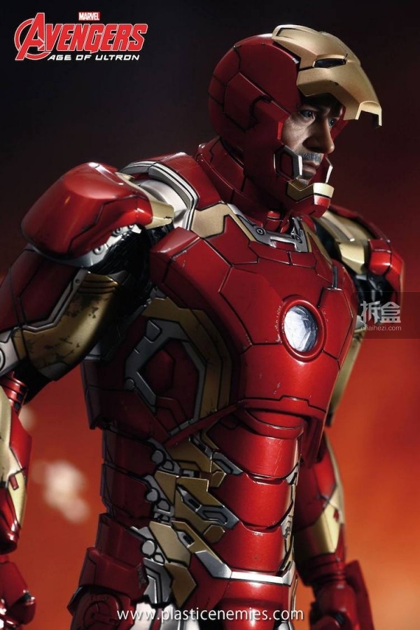 hottoys《复仇者联盟2》压铸合金 1/6 钢铁侠mk43/mark xliii(plastic